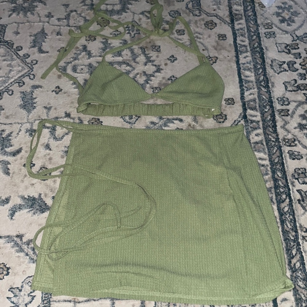 Green two piece skirt set